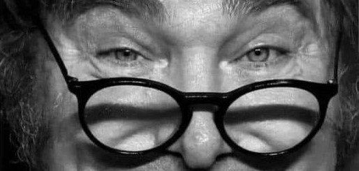 Informe especial: como fingir ser libre con plata del Estado